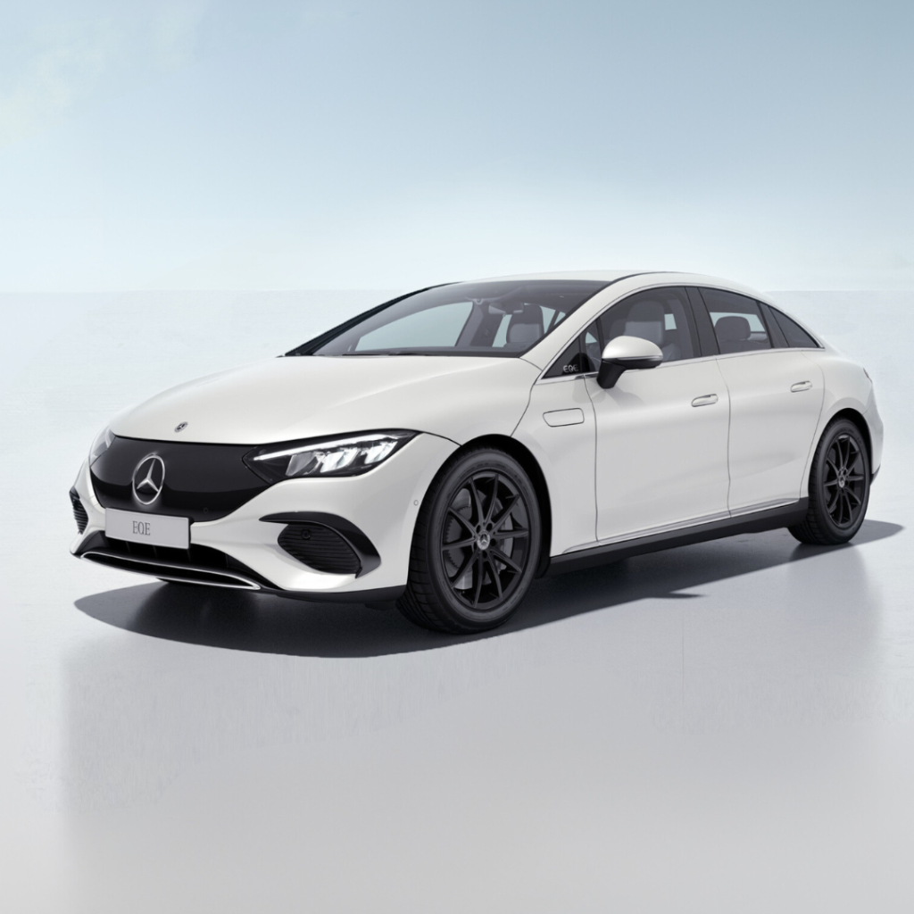 Auf Basis von Pyrolyseöl und Biomethan hat die BASF ein massenbilanziertes Kunststoffcompound entwickelt, das im Vorderwagen der Mercedes-Benz S-Klasse als Crash-Absorber eingesetzt wird.