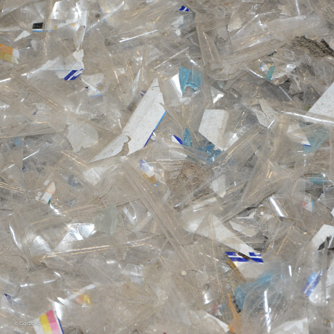 Carboliq verarbeitet schwer zu recycelnde postindustrielle Mehrschichtfolien.